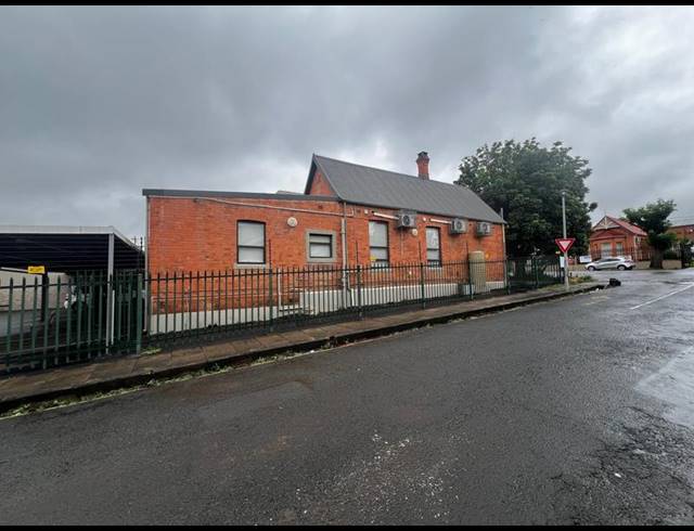 OFFICE FOR SALE IN PIETERMARITZBURG CENTRAL